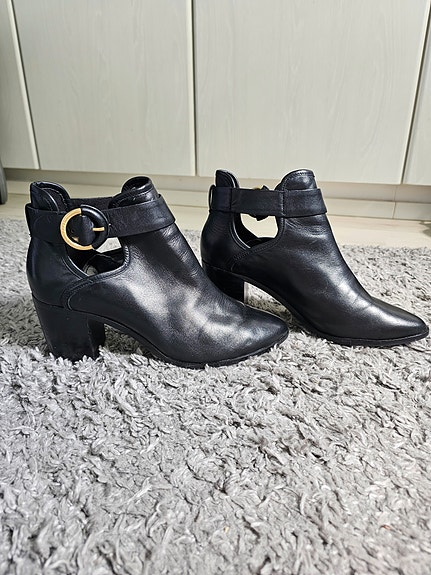 Ted Baker mustat nilkkurit koko 39
