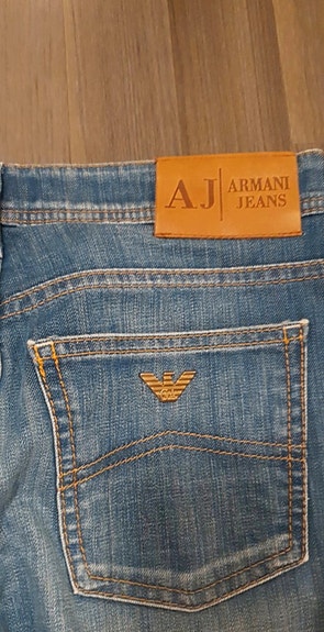 Armani Jeans naisten farkut