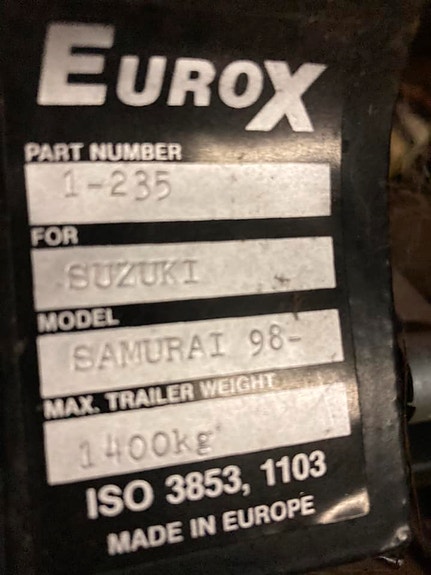 Vetokoukku Suzuki Samurai, vm. 1998-2004