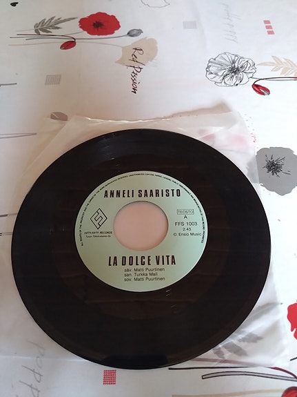 Anneli Saaristo 7" La Dolce Vita