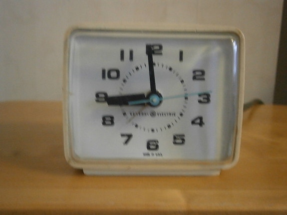 Vintage GE sähköherätyskello