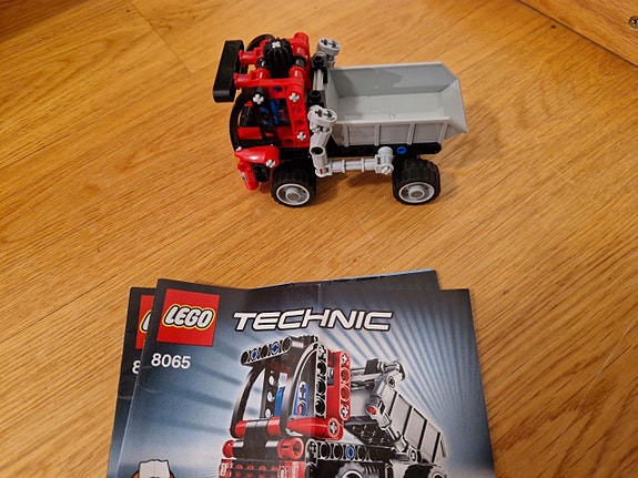 Lego Technic 8065 kuorma-auto