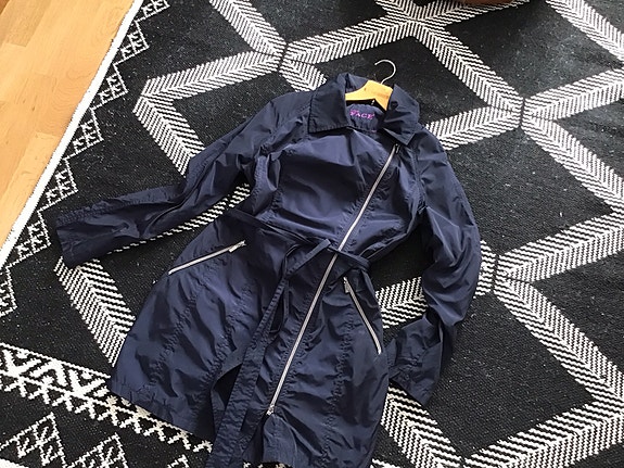 Your Face ihana vuorellinen monikäyttöinen takki, hieno materiaali ja malli