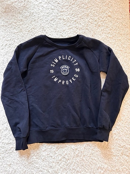 Svea collegepusero 150cm
