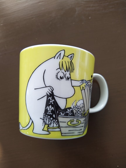 Niiskuneiti muumimuki