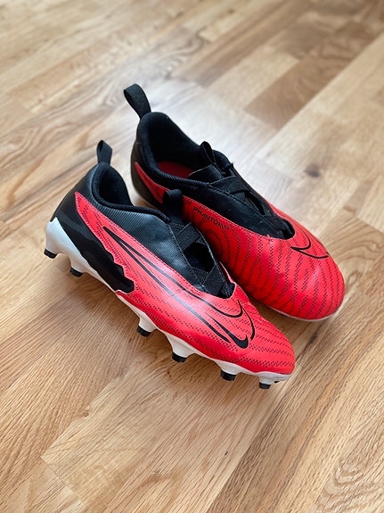 Nike Phantom