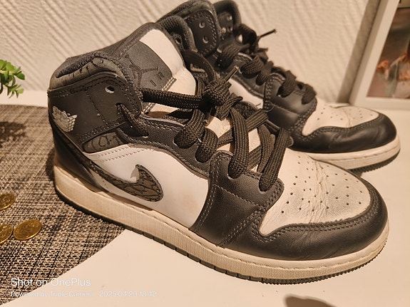 Nike Jordan kengät 38,5