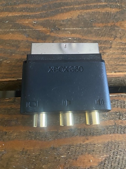 XBOX360 scart liitin