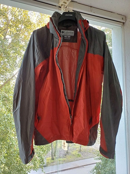 Columbia Titanium L