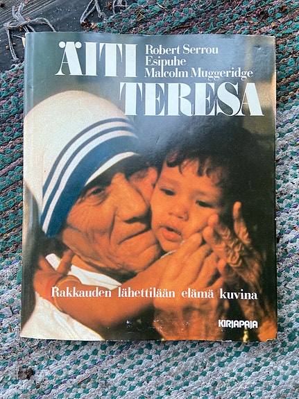 Kirja Äiti Teresa