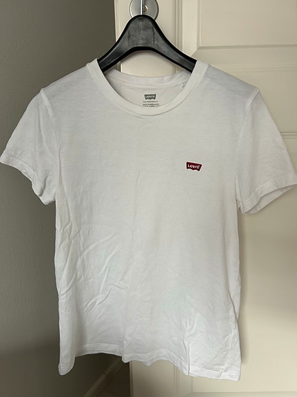 Levis T-paita