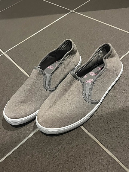 Kengät 37