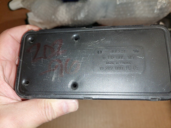MB 202 keskuslukon kompressori