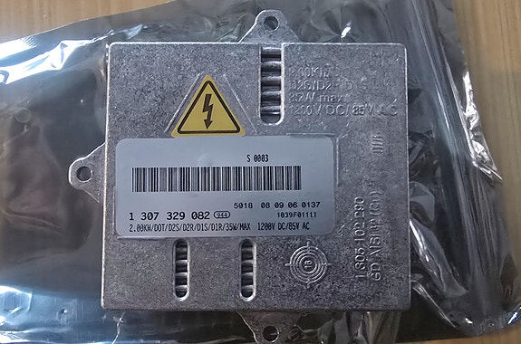 Bmw Xenon sytytin ja ballasti