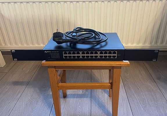 Ethernet kytkin