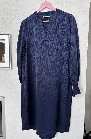 Kaunis PBO (Philosophy Blues Original) Marna mekko