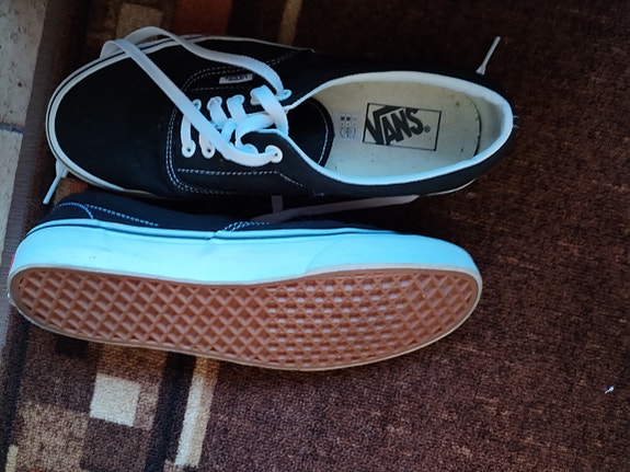 Vans tennarit