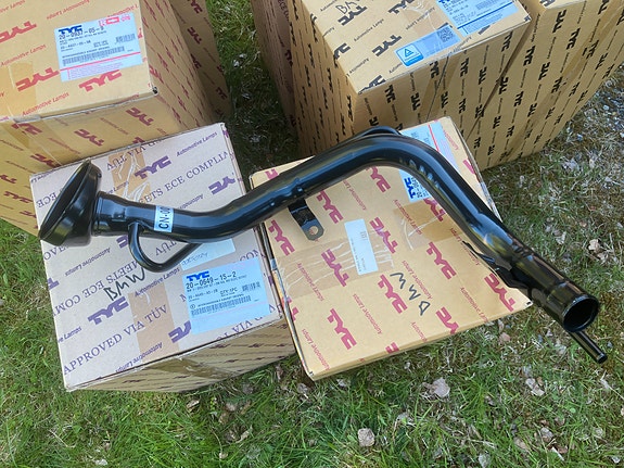 Nissan Sunny N13 Tankin Täyttöputki 10/88-91
