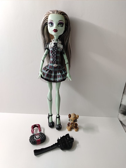 Monster High Booriginal Creeproduction Frankie Stein