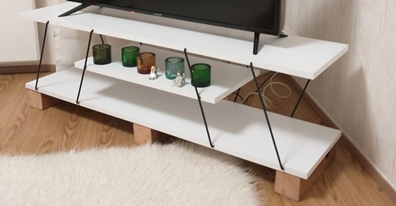 Tv-taso valkoinen