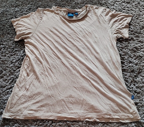 Adidas T-paita
