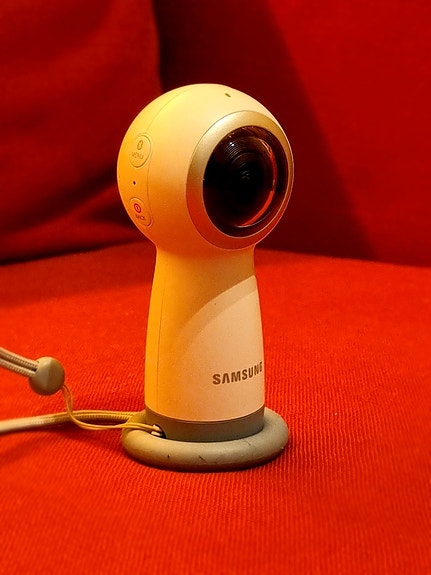 Samsung Gear 360 camera