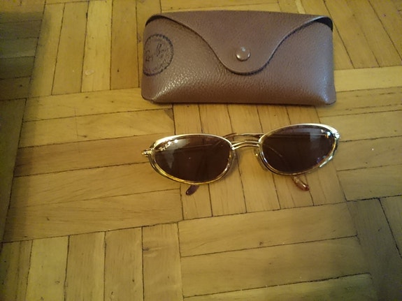Rayban aurinkolasit kullatut+kotelo