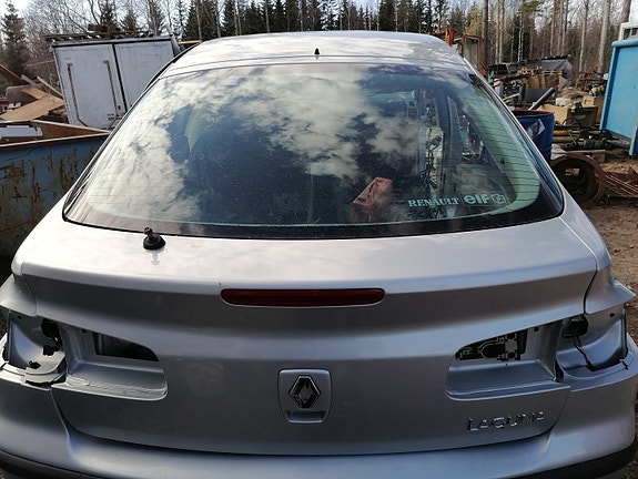 Renault Lagunan takaluukku ja ovet