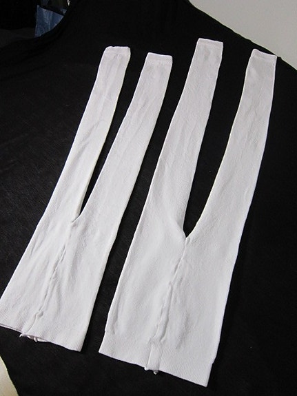 Valkoiset lämpöset legginsit koot: 140cm ja 160cm