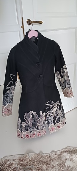 Desigual takki
