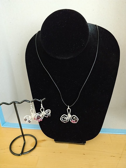 Product image 1 of 4