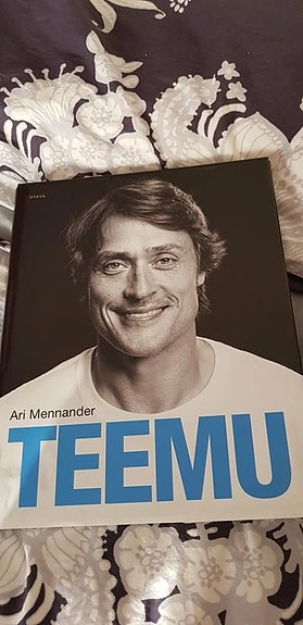 Teemu Selänne Kirja