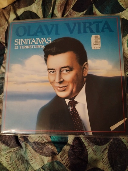 OLAVI VIRTA Sinitaivas 32 tunnetuinta