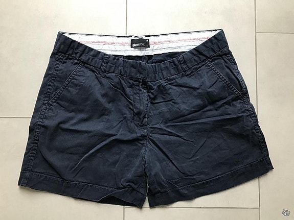 Gina Tricot -shortsit, koko 38