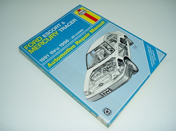 Ford Escort & Mercury Tracer 1991-1996 korjausopas