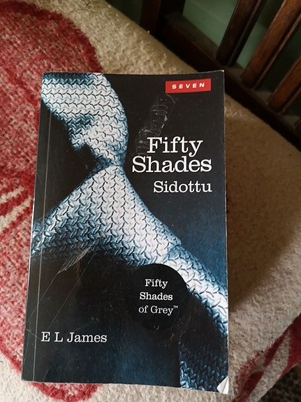 Pokkari Fifty Shades/ Sidottu