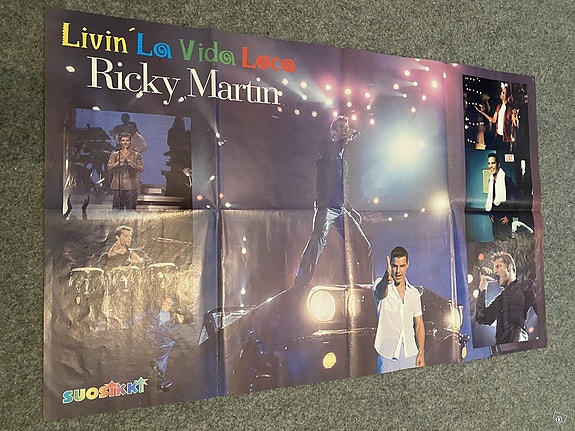 Ricky Martin julisteet ja Ed Sheeran juliste