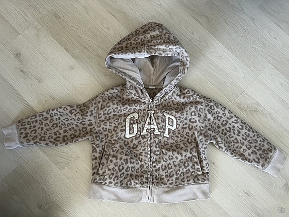 GAP huppari 104