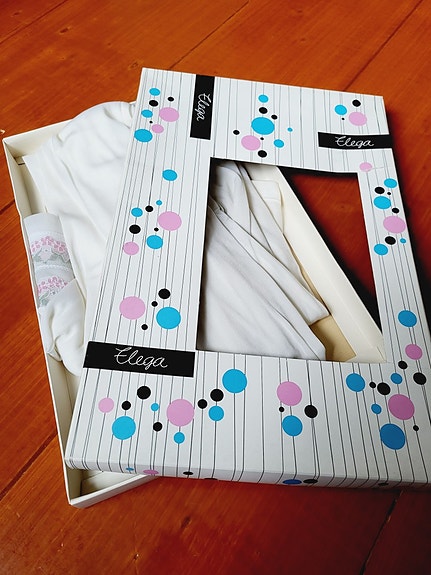 Product image 1 of 4