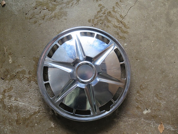 Toyota Corolla pölykapseli.1 kpl.
