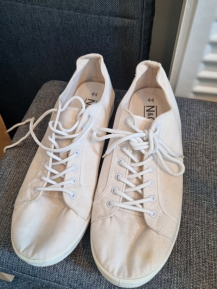 Miesten kengät koko 44