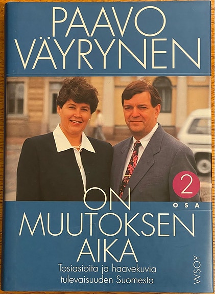 On muutoksen aika - Paavo Väyrynen