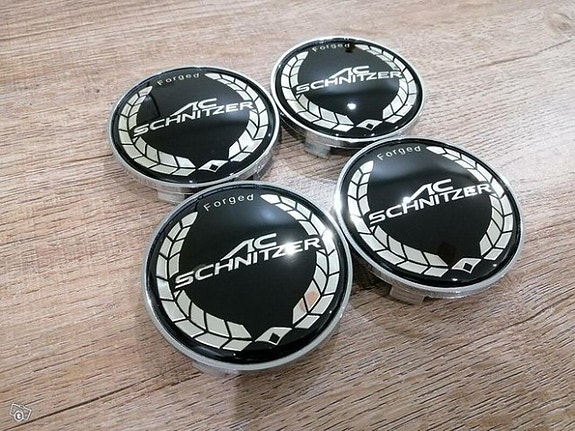 BMW vanteiden keskikupit / AC Schnitzer / 68mm