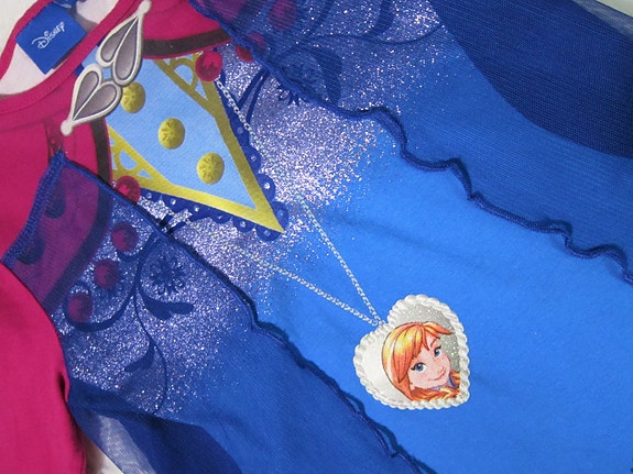 Disney Elsa ja Anna .Takki ,tunika ja hameet :104/110 ja 122/128