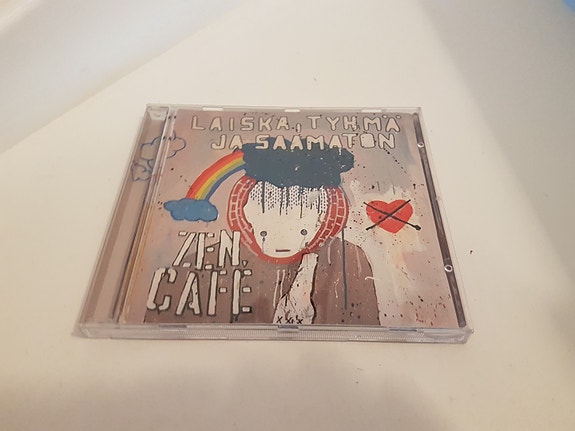 CD-levy Zen cafe Laiska, tyhmä ja saamaton