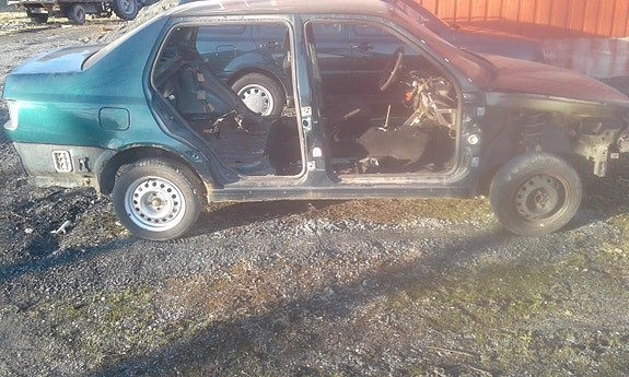 Volkswagen Vento -97 Osina