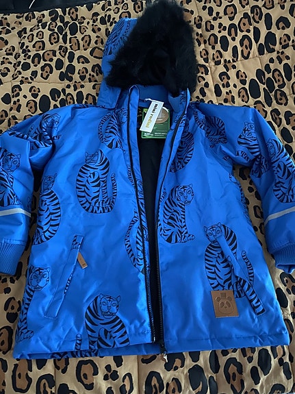 Uusi mini rodini toppatakki 140/146