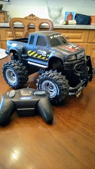 Nikko RC Ford F-150 P2 vintage 90-luvulta