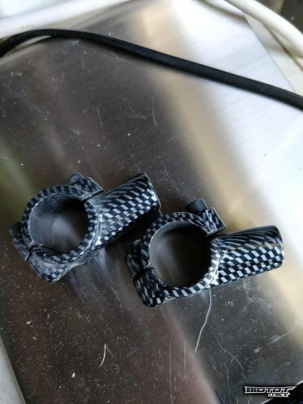 Peilin kiinnike CARBON 2 kpl