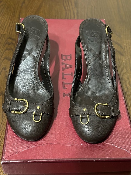Burberryn korkokengät